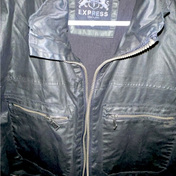 Black - Picture 5 of 6